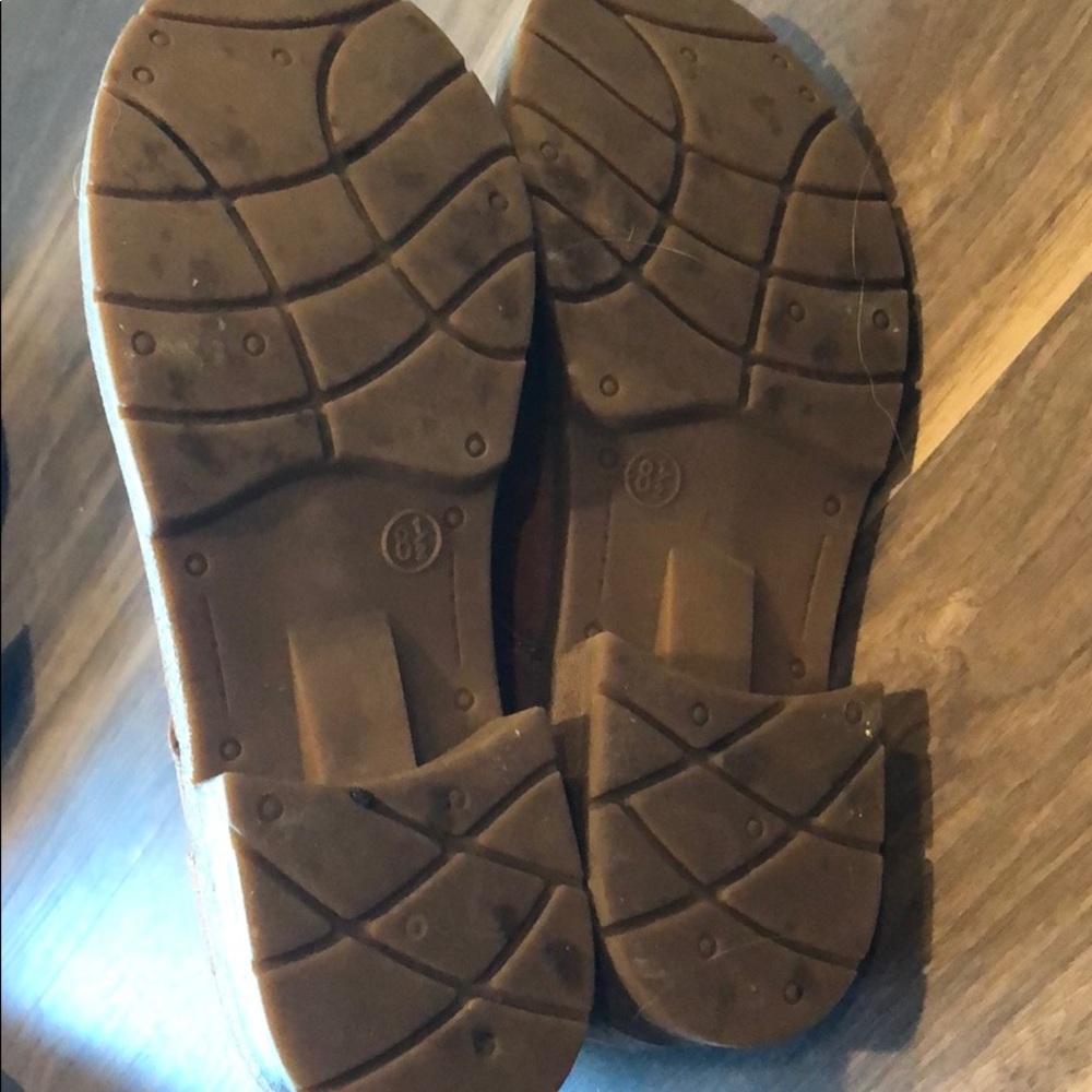 Boots - Picture 4 of 4